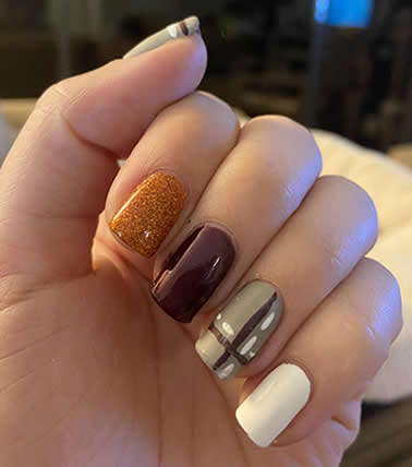 fall nails simple